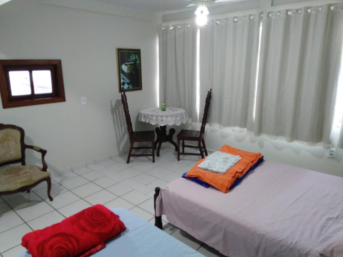 Quartos em casa próxima à praia Vila Velha  Esterno foto