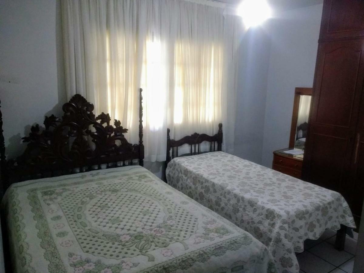 Quartos em casa próxima à praia Vila Velha  Esterno foto